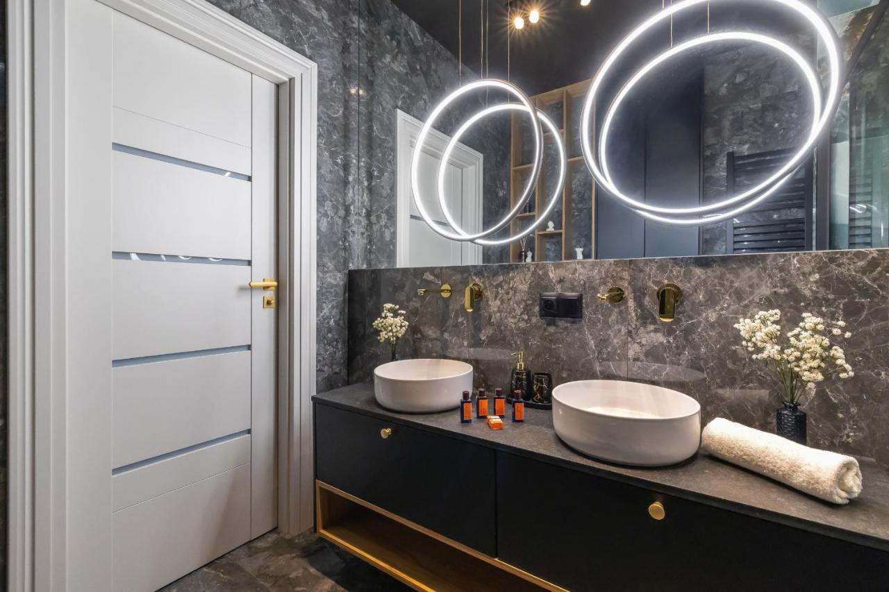 Starowislna Elegant Apartment With Air Conditioning Kazimierz Cracow By Renters Prestige Cracovie Extérieur photo